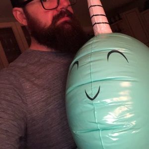 Meet your Posher, Jason